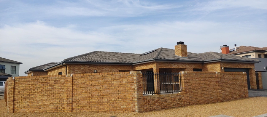 To Let 3 Bedroom Property for Rent in Burgundy Estate Western Cape